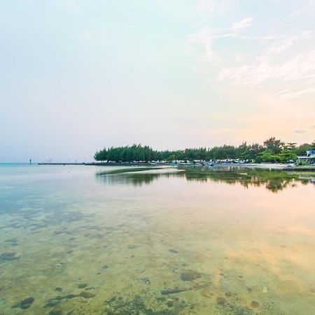 Guerilla Dive Lodge Pulau Pari Джакарта Экстерьер фото
